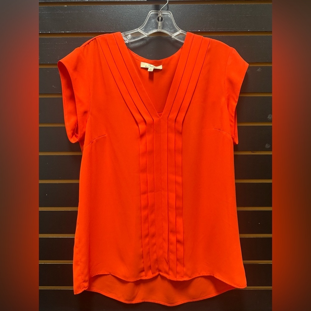 Serein Red V-Neck Blouse Short Sleeve Top Size Medium